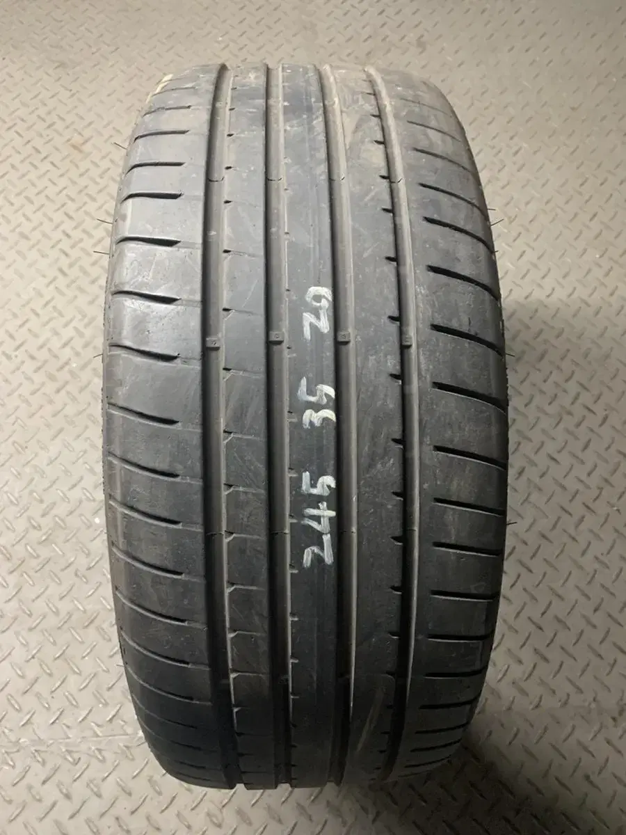 245/35R20 중고T